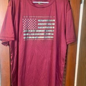 Mossy Oak Red Short Sleeve Tee with Vintage Flag